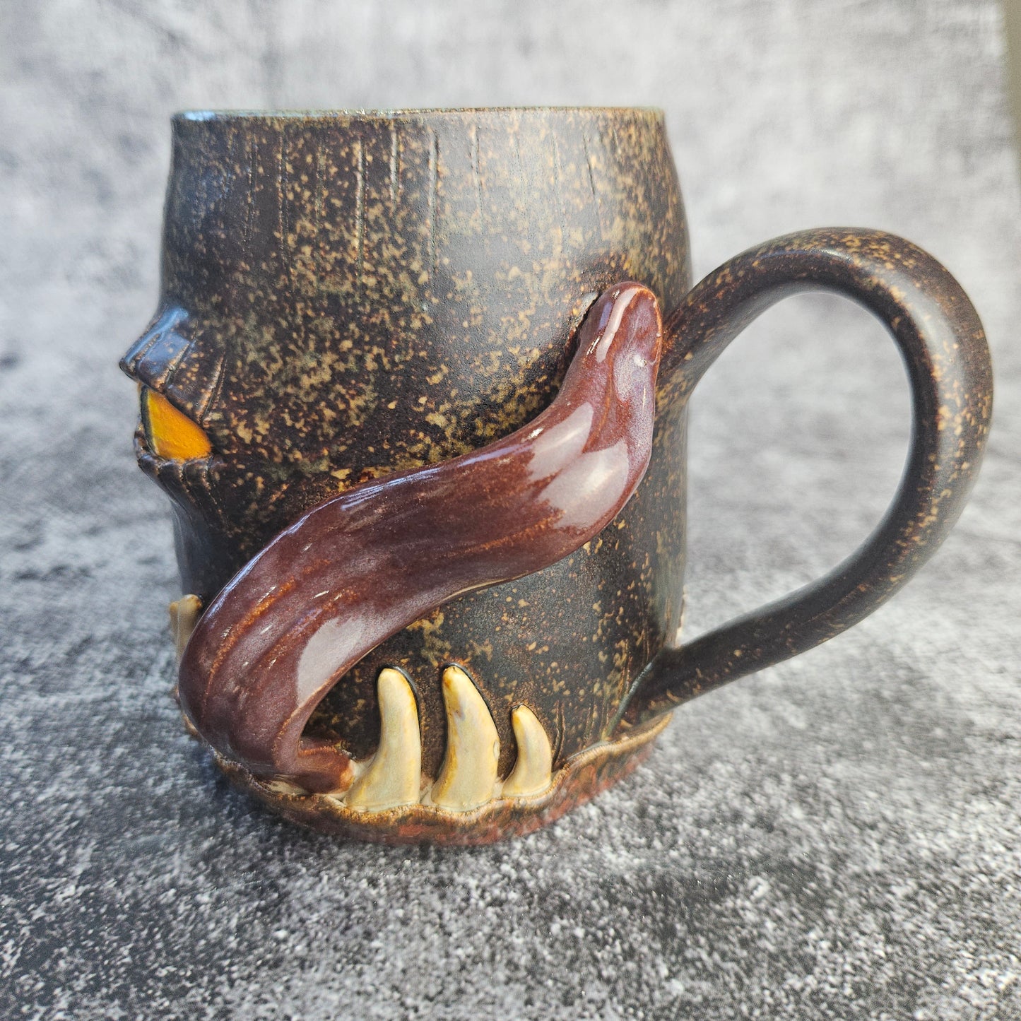 Rendur Vilethorn Mimic Mug