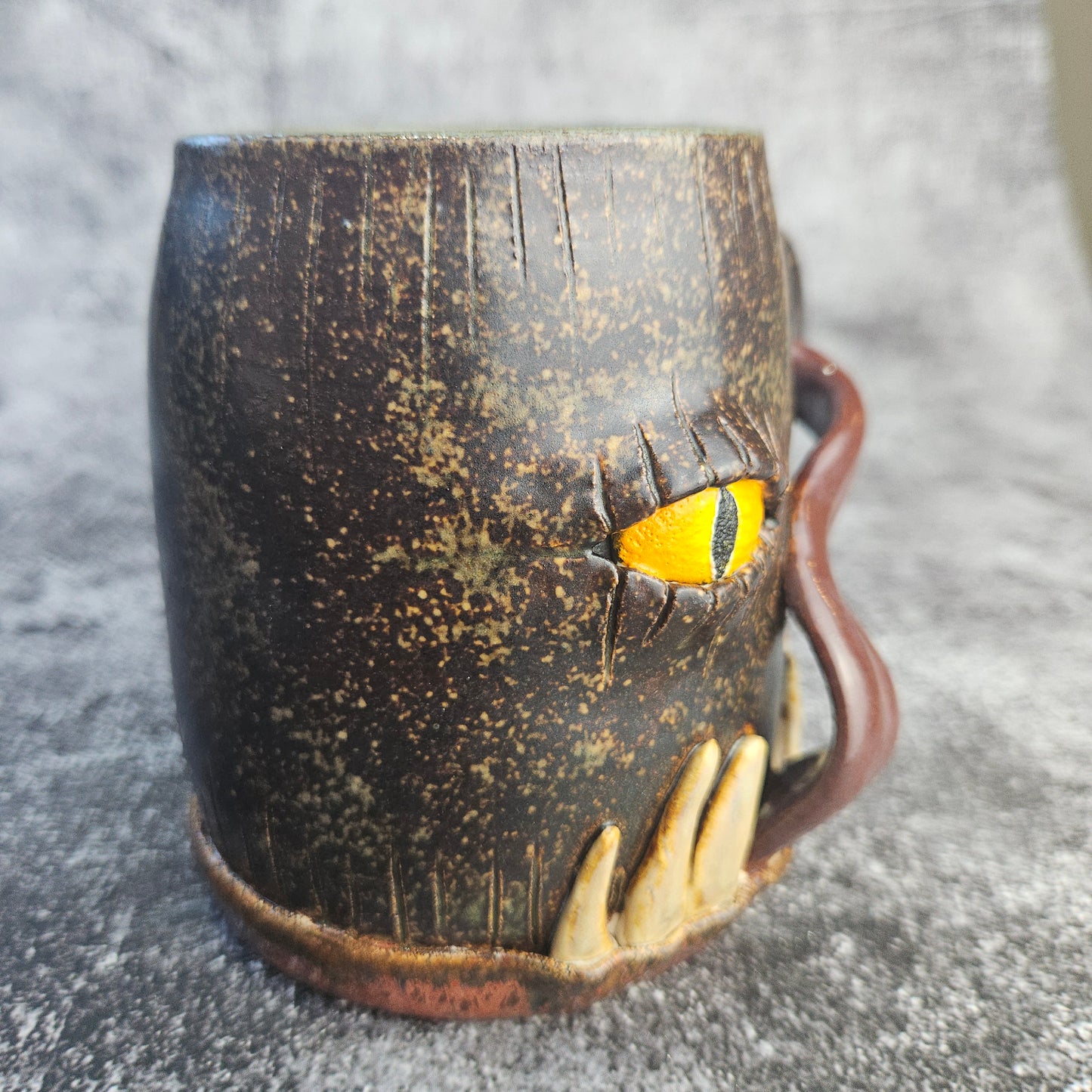 Rendur Vilethorn Mimic Mug
