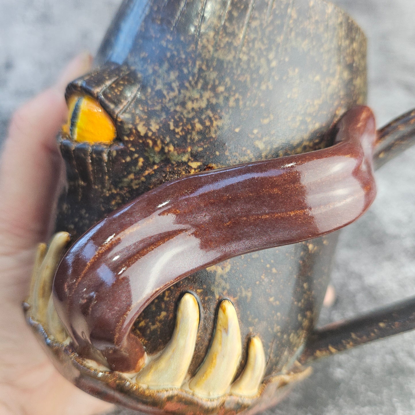 Rendur Vilethorn Mimic Mug