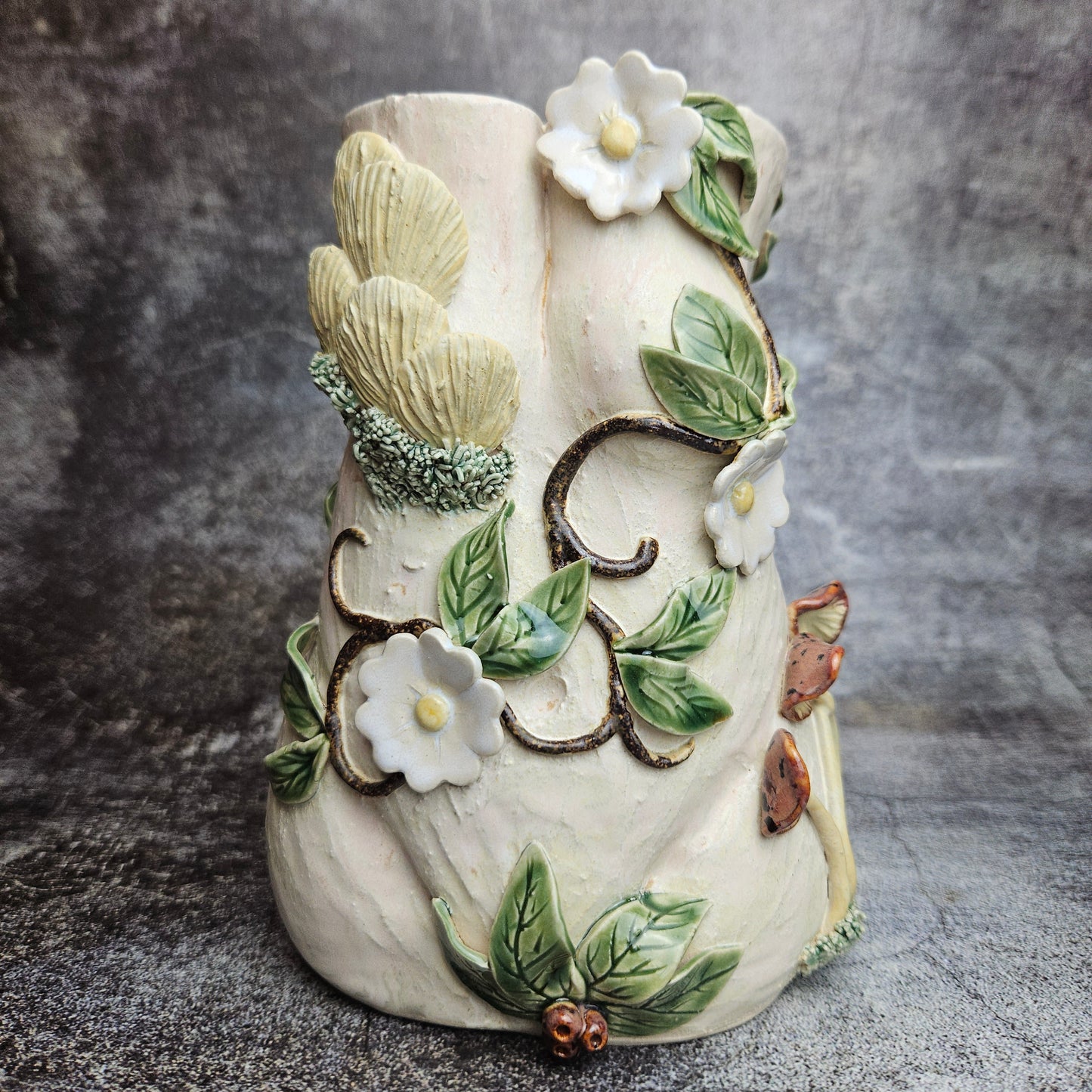 Garden vines Goddess vase