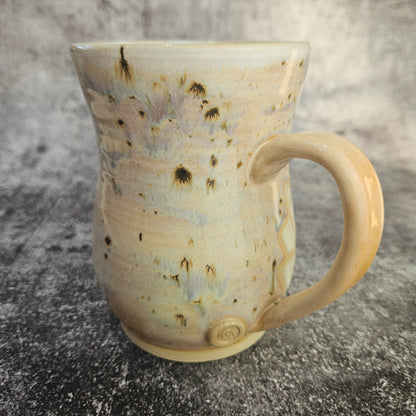 Peachy daisy mug