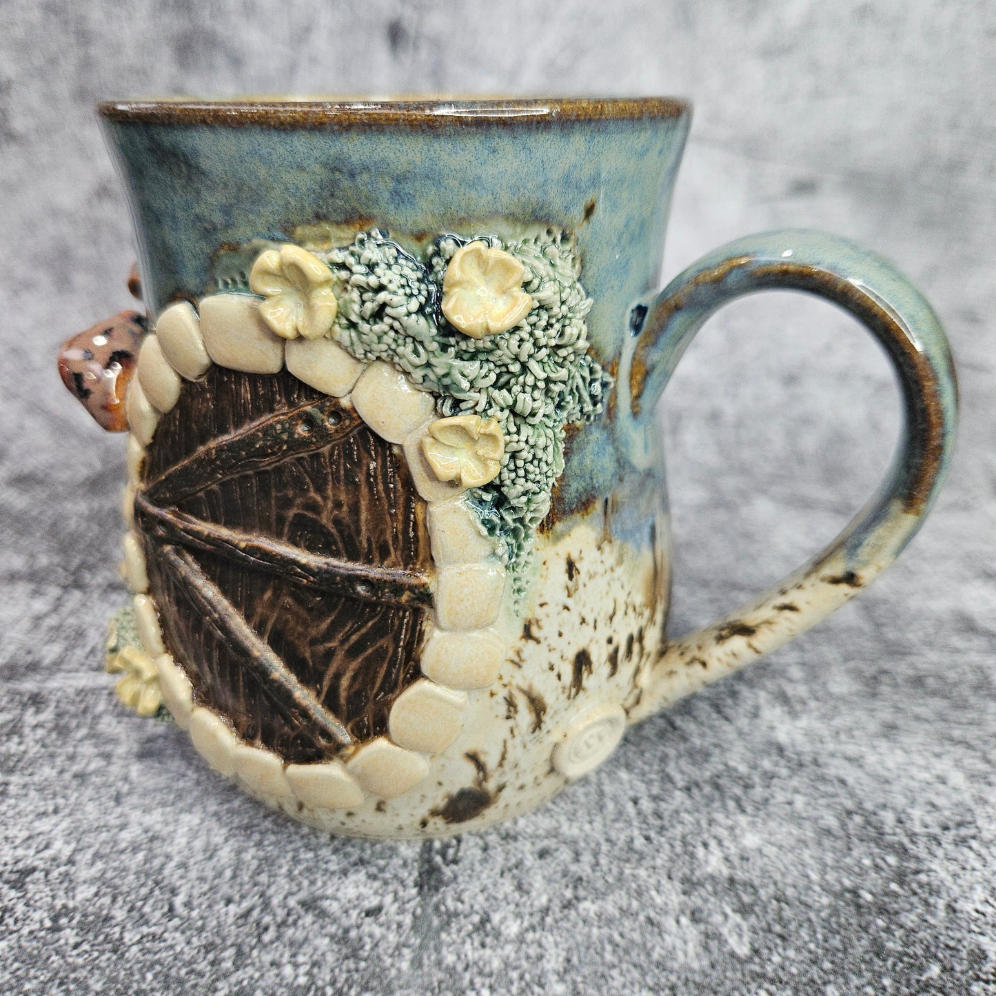 Einhard Puddlefoot's abode. Hobbit door mug.