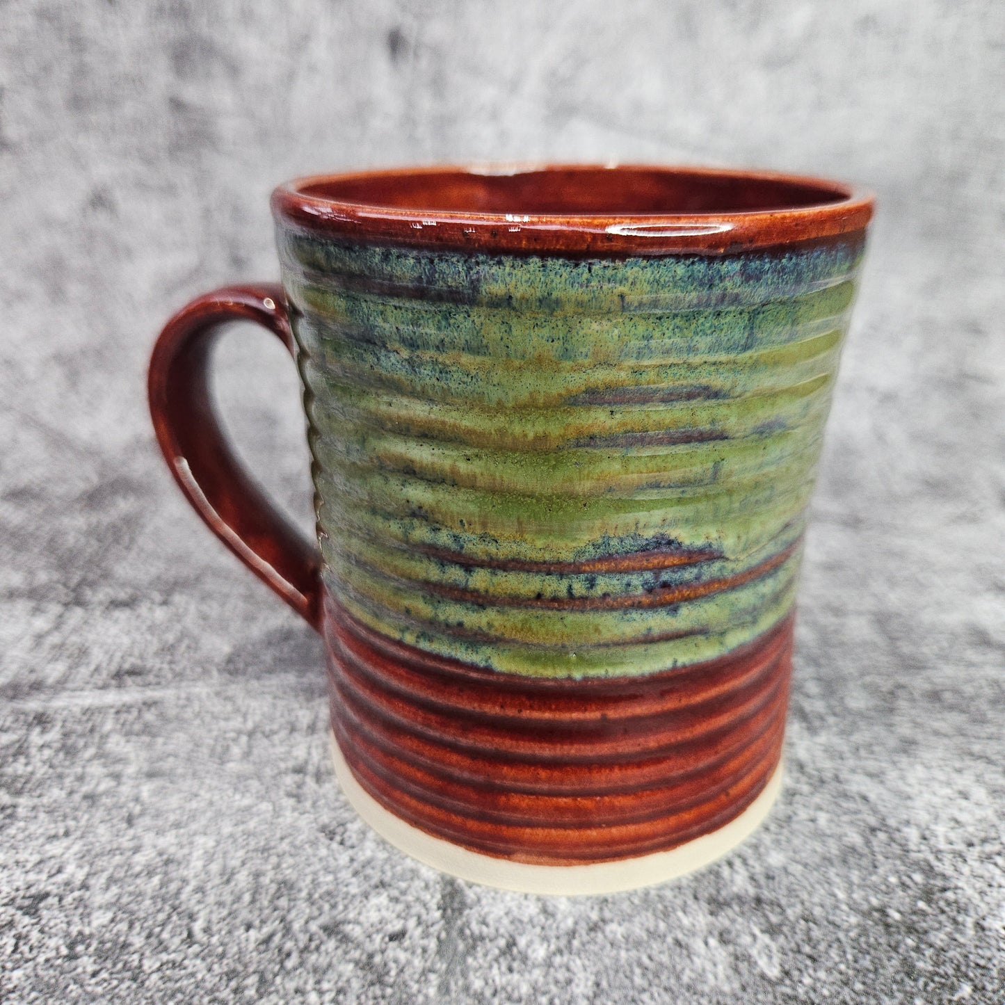 Green & Red Fully Ribbed Mug