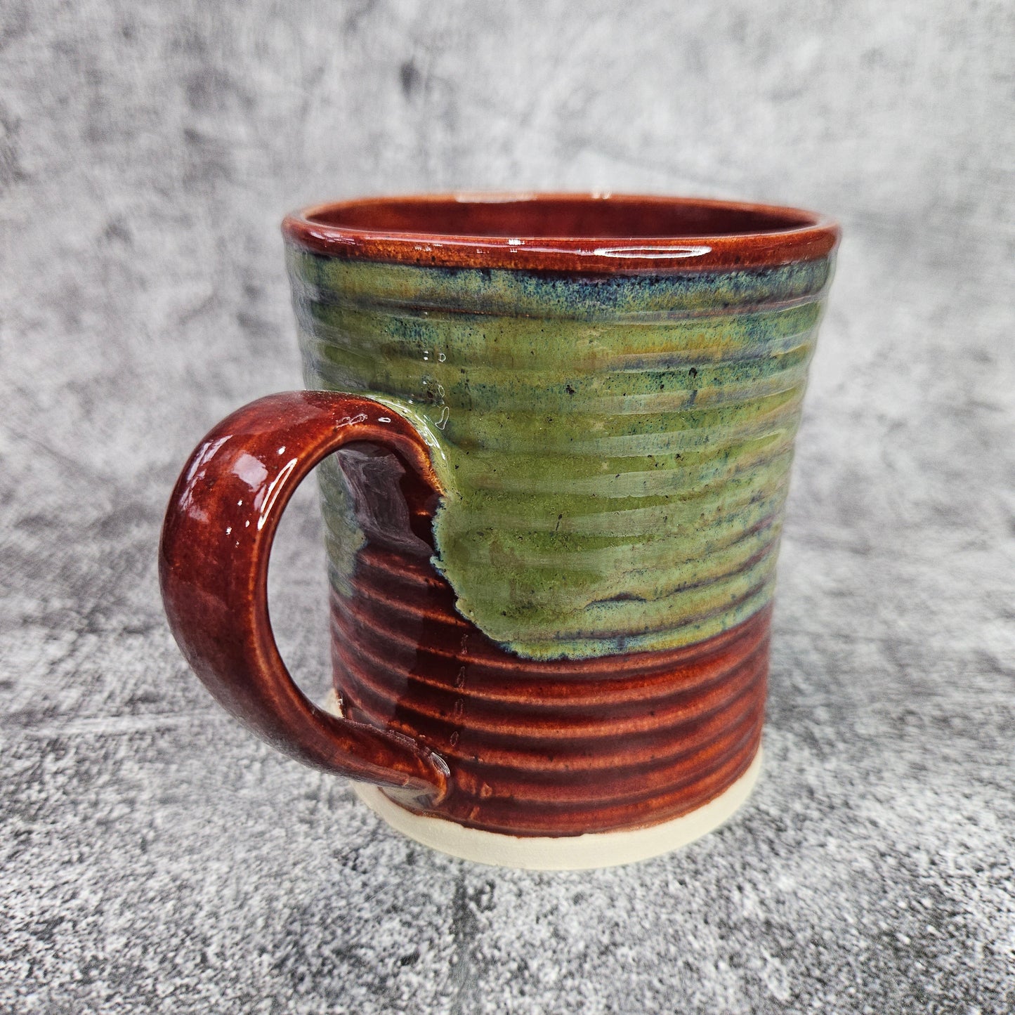 Green & Red Fully Ribbed Mug