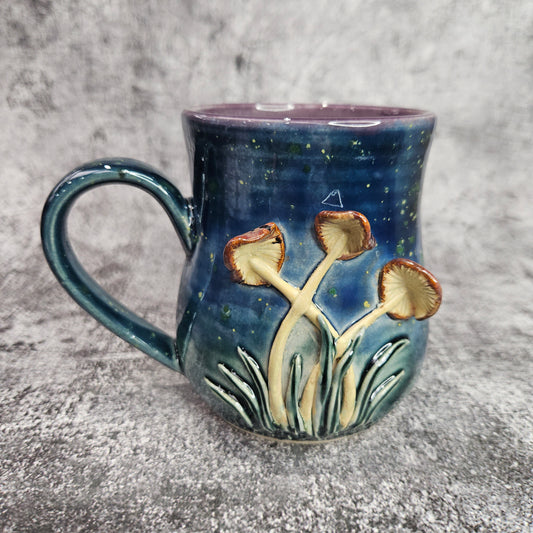 Tri Mushroom mug - B