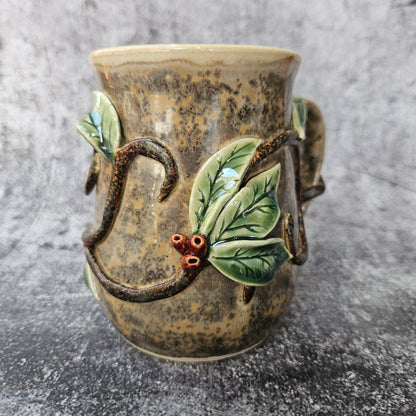 Woodland vines and berries mug