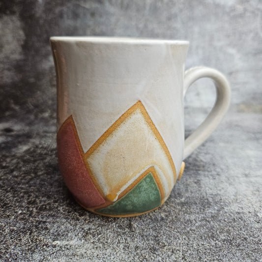 Mountain peaks mug