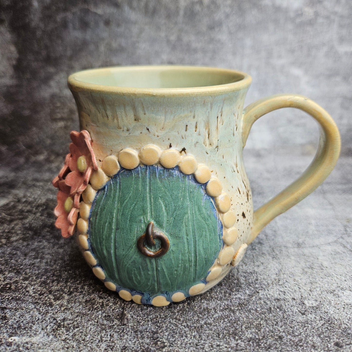 Dewglades hobbit door mug
